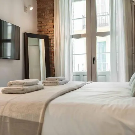 Apartment Eclectic & Elegant By Rems *