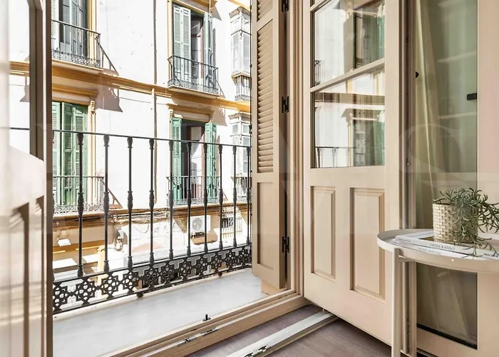 Eclectic & Elegant By Rems Apartamento